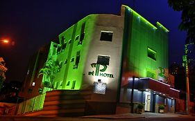 Ipê Guaru Hotel